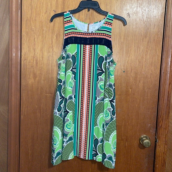 •CROWN & IVY•NWOT GREEN MULTI-PATTERNED 100% LINED SLEEVELESS DRESS SIZE MEDIUM - Picture 13 of 14